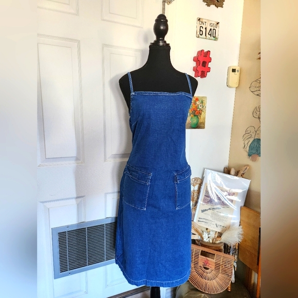 90s CK denim dress w/ pockets - Picture 1 of 4